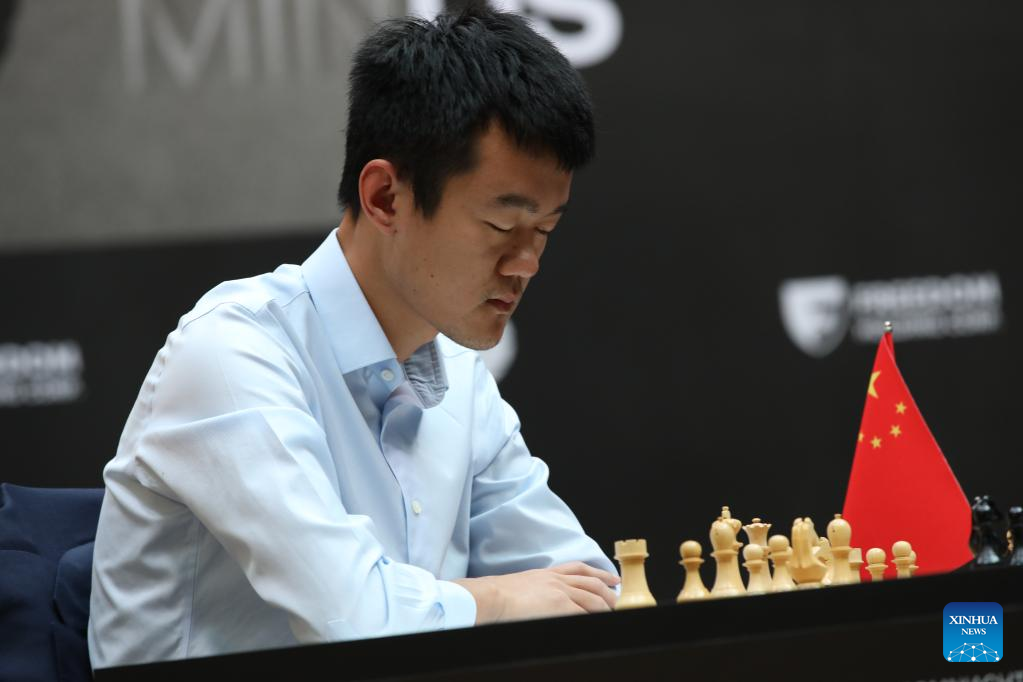 Ian Nepomniachtchi draws with Ding Liren in Game 1 of World Chess